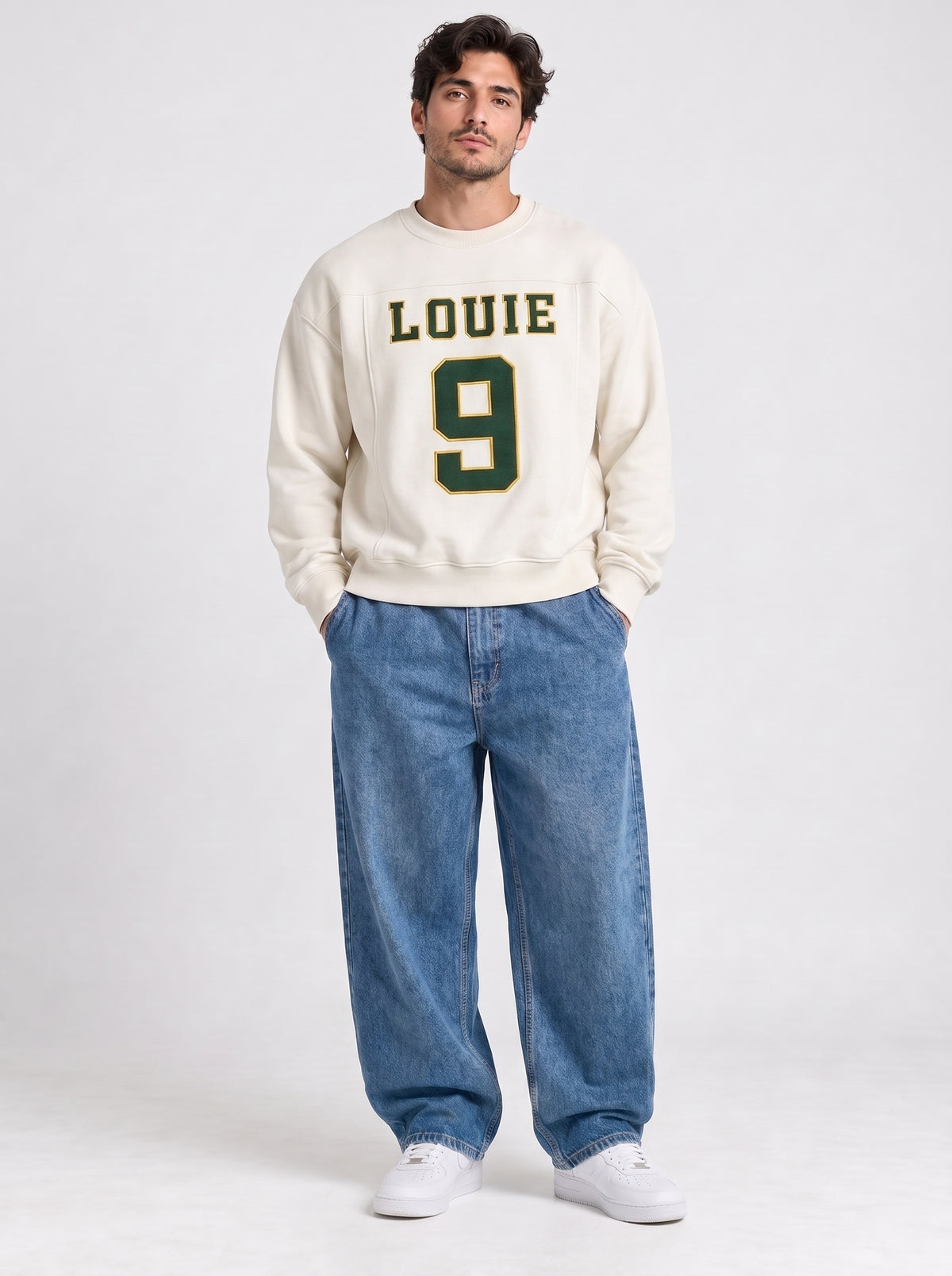 Men's Louie 9 Sweatshirt in White - Zayb