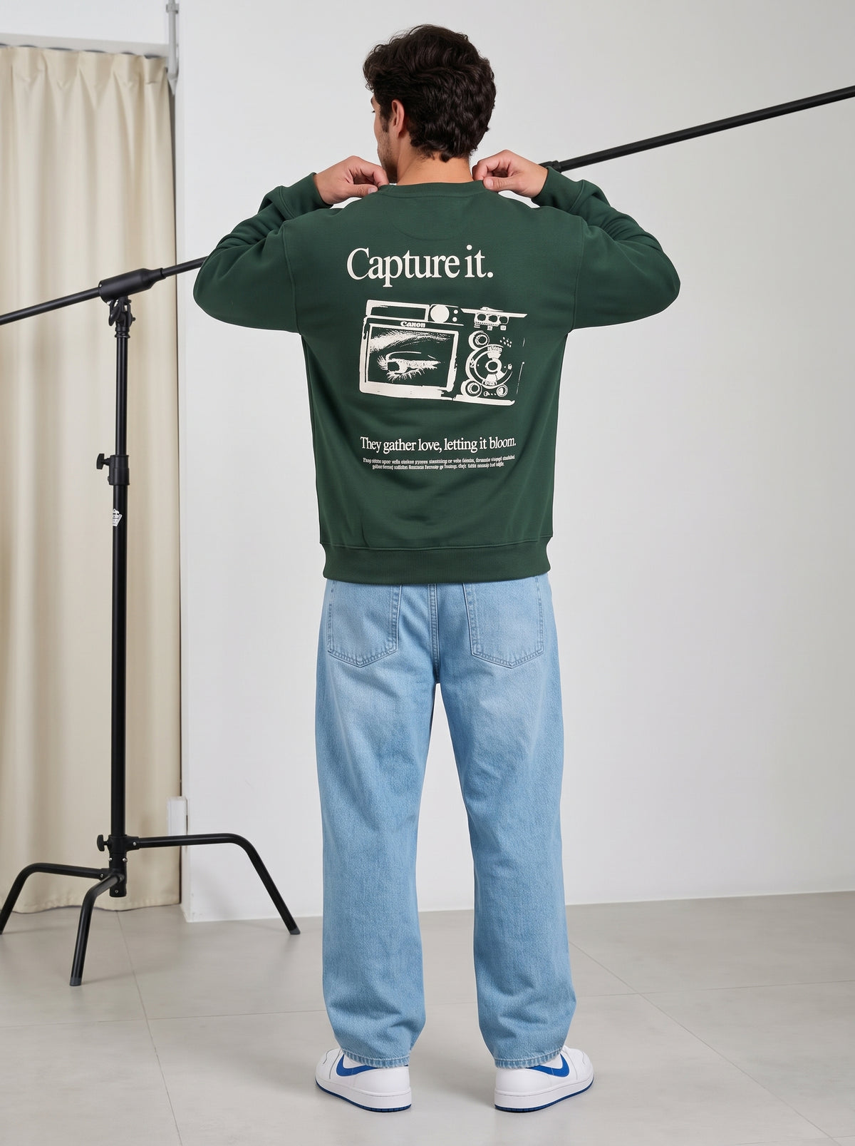 Men's Baggy Green Graphic Sweatshirt