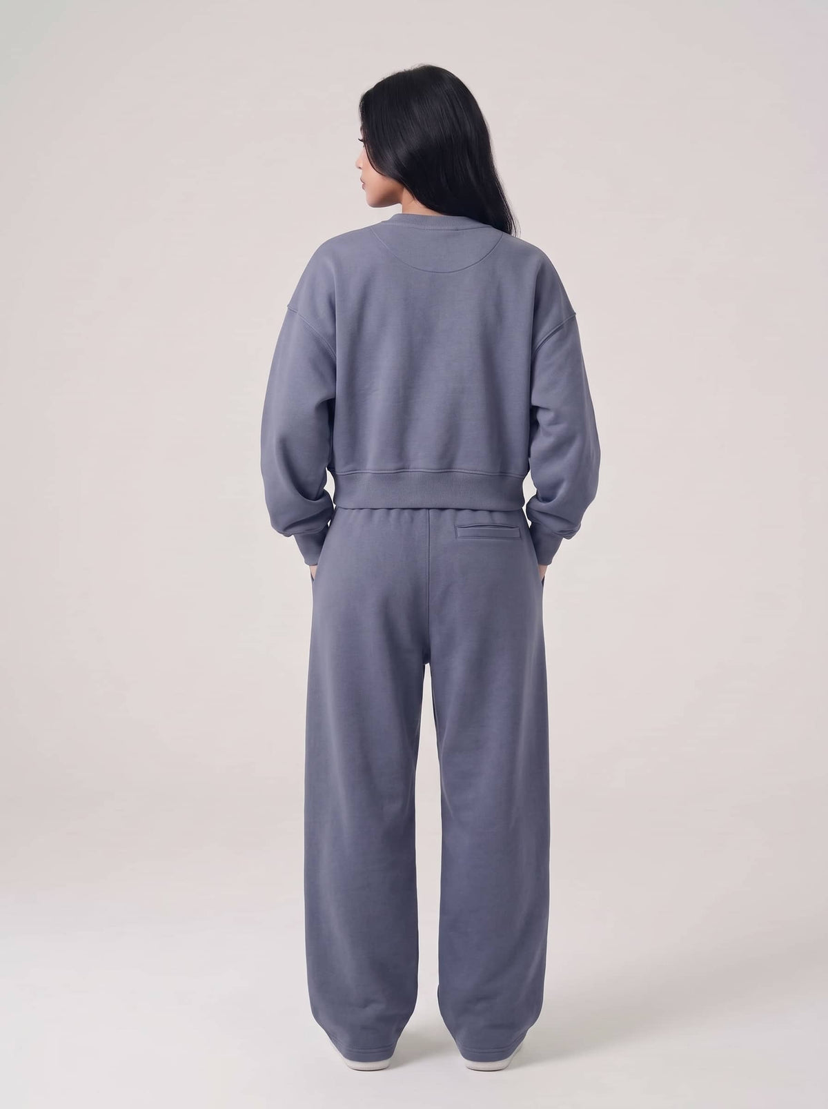 Women's Sweatshirt in Goosewing Grey - Zayb