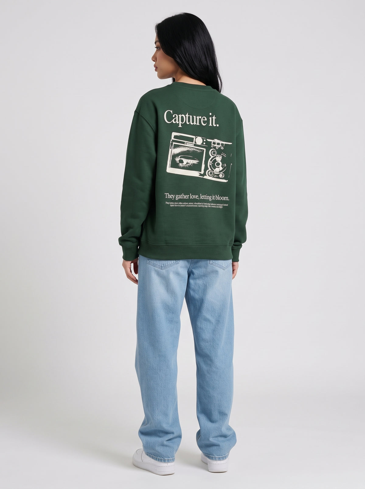 Women's Baggy Green Graphic Sweatshirt